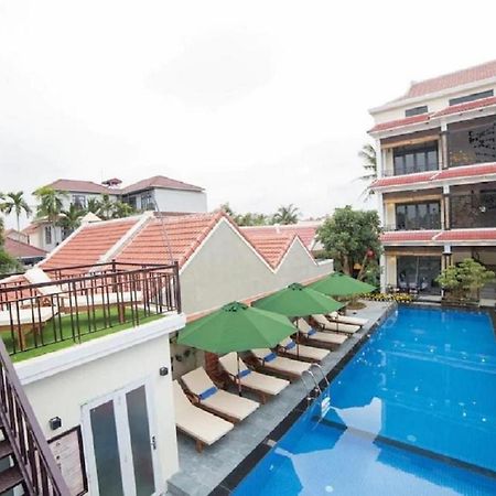 River Waves Villa Hoi An Bagian luar foto