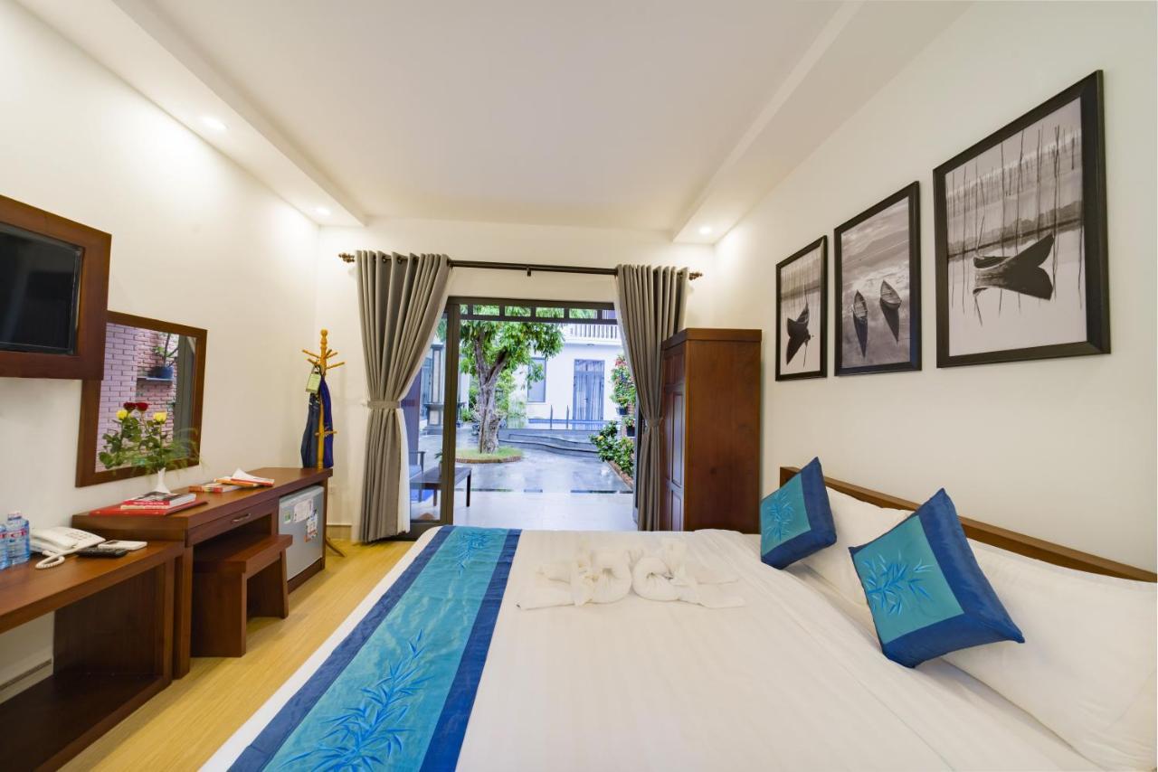 River Waves Villa Hoi An Bagian luar foto
